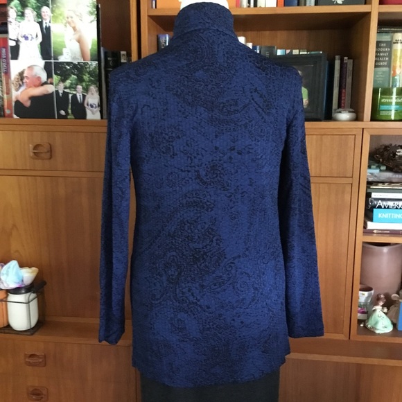 CHICOS NAVY KNIT FULL ZIP SWEATER - Picture 3 of 9